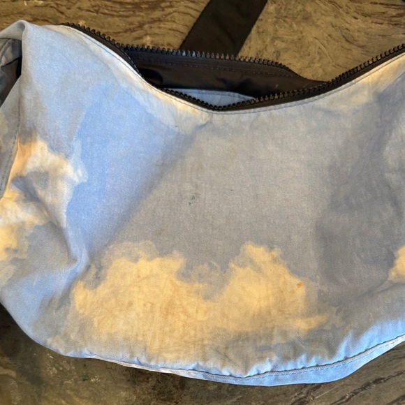 BAGGU cloud print medium crescent bag - Picture 4 of 5